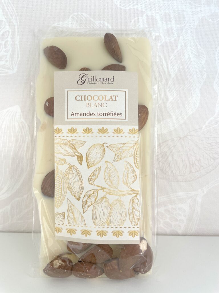 CHOCOLAT BLANC AUX AMANDES