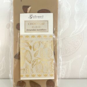 Chocolat blond aux amandes