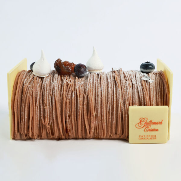 Bûche glacée Léonie meringue cassis vanille marron