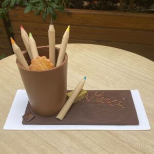 Pot à crayons en chocolat "Merci"
