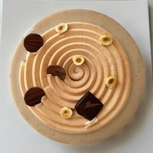 Poire Gourmande – Gâteau Sans Gluten, Praliné & Poire Rôtie | Guillemard création